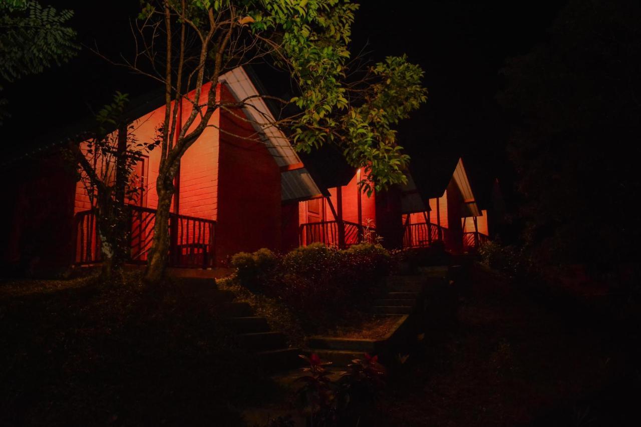 Cinnamon Village Sinharaja Deniyaya Exterior foto