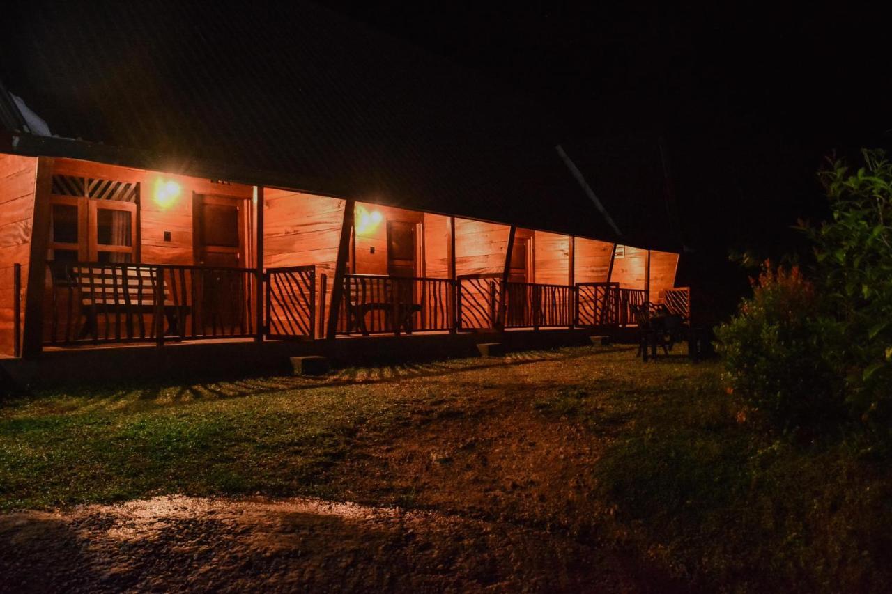 Cinnamon Village Sinharaja Deniyaya Exterior foto